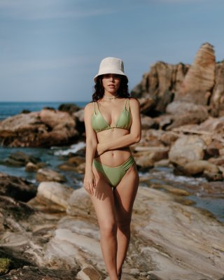 Tide Top | 開心果綠 | 上衣